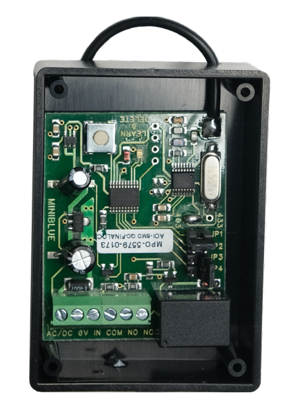 Q-TRON 1 CHANNEL KEELOQ CODE HOPPER RECEIVER 433MHZ ADJUSTABLE RELAY 300M RANGE 21 USER BLACK EXTERNAL OUTPUT 12VDC/ 24VAC/DC 65Hx45Wx20D (MM)